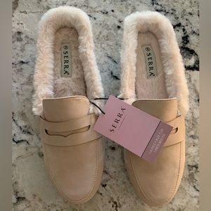 Ladies faux fur lined mules